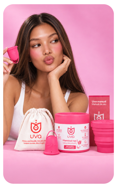 Copa menstrual UVA 2 con sus accesorios